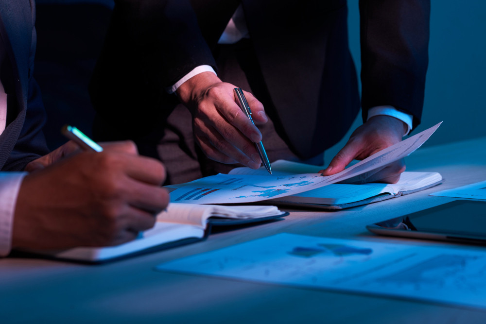 pessoa analisando dados simbolizando erro classificação fiscal importação